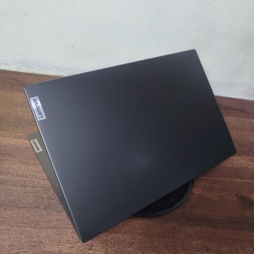 Lenovo V14 82KC AMD Ryzen 3 5300U
