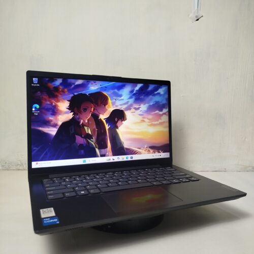 Lenovo V14 Intel core i3-121U