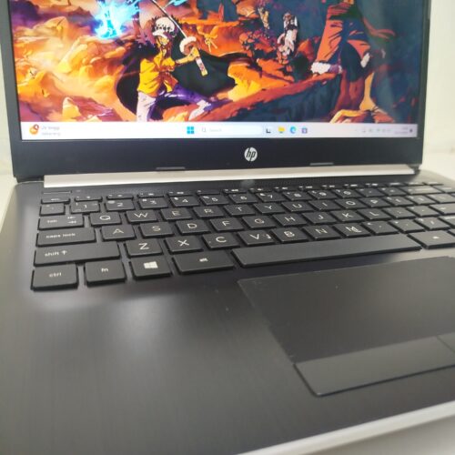 HP 14-cf0xx Intel core i5-8250U Radeon 530 Series