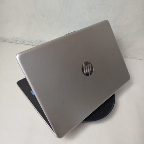 HP Laptop 14s-cf1047TU Intel Celeron N4020