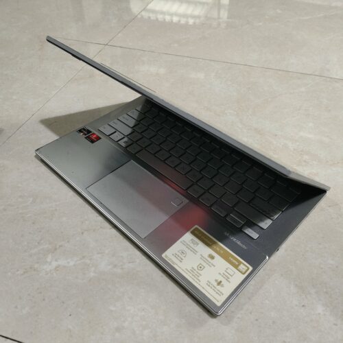 Asus Vivobook Go E1404FA (2024) AMD Ryzen 3 7320U Ram 8/256 SSD