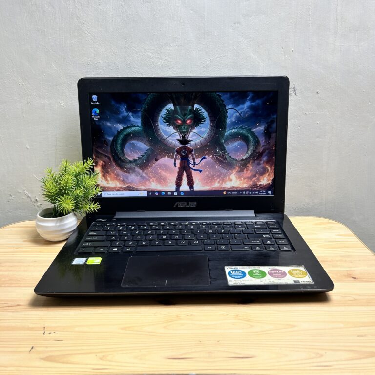 Asus X456URK Intel Core i5 7200U NVIDIA GeForce 930MX 8/256GB SSD