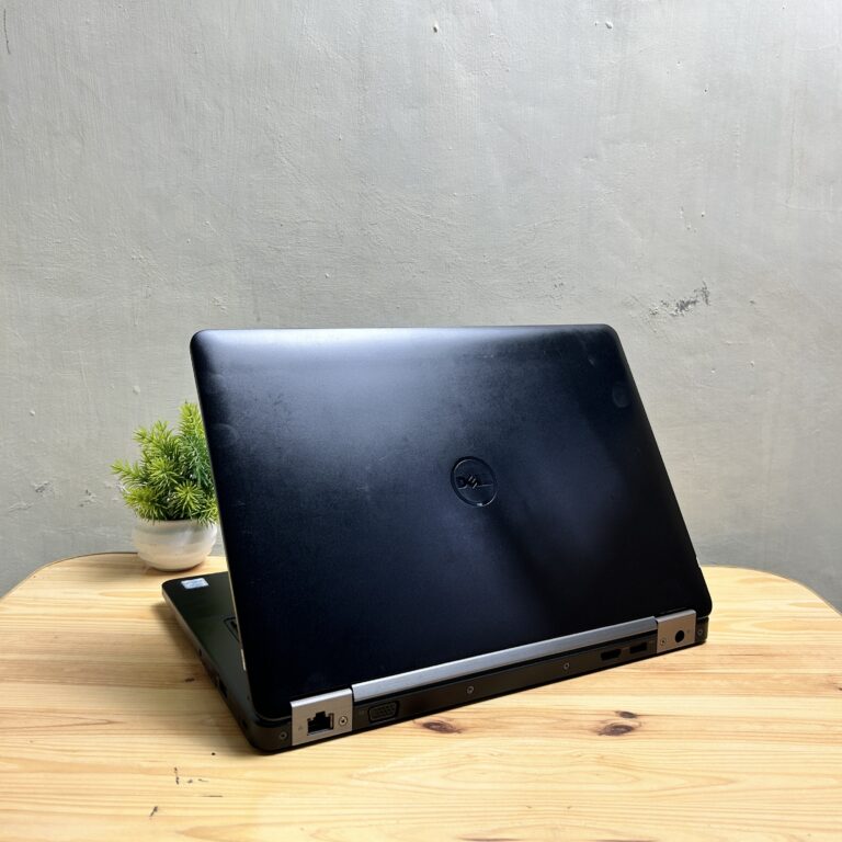 Dell Latitude E5270 Intel Core i5 6200U 8/256GB SSD