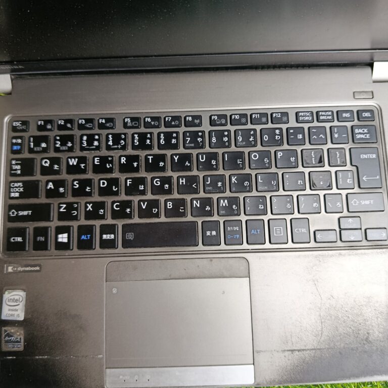 toshiba i5 gen 4 Ram 4/128GB SSD