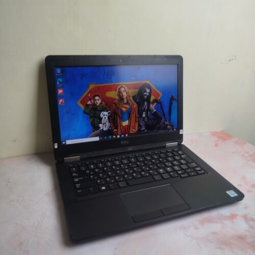 Dell Latitude E5270 Intel core i5 6200U RAM 8 SSD 256