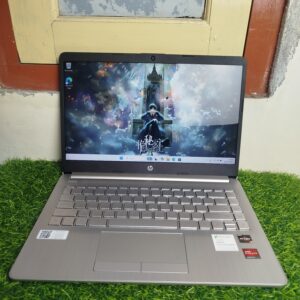 HP 14s-dk1514AU AMD Ryzen 3 3250U RAM 8 SSD 512