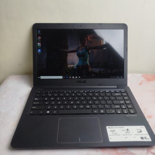 Asus E402YA AMD E2-7015 RAM 4 SSD 256GB