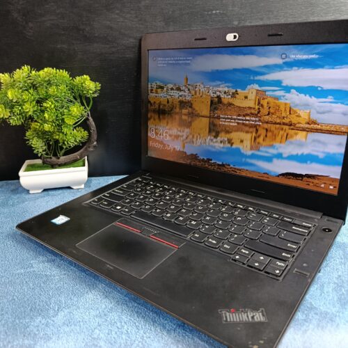 Lenovo ThinkPad E470 Intel core i5 7200U RAM 8 SSD 256