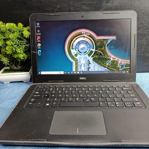 Dell latitude 3380 Intel core i5 7200U RAM 8 SSD 256