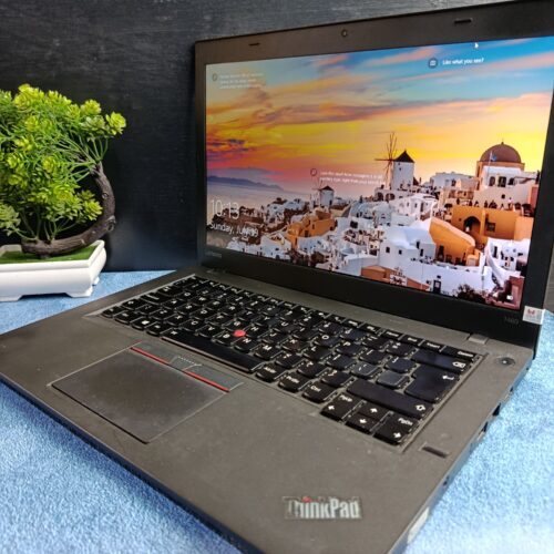 Lenovo ThinkPad T460 Intel core i5 6200U RAM 8 SSD 256