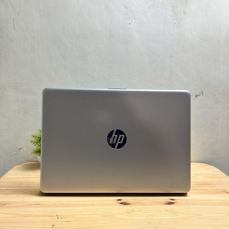 HP 14s-cf2517TU Intel Core i3 10110U 8/256GB SSD