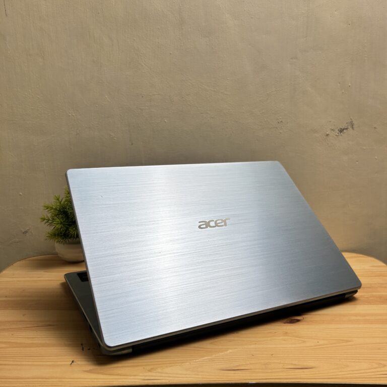 Acer Swift 3 AMD Ryzen 5 3500U 8/512GB SSD