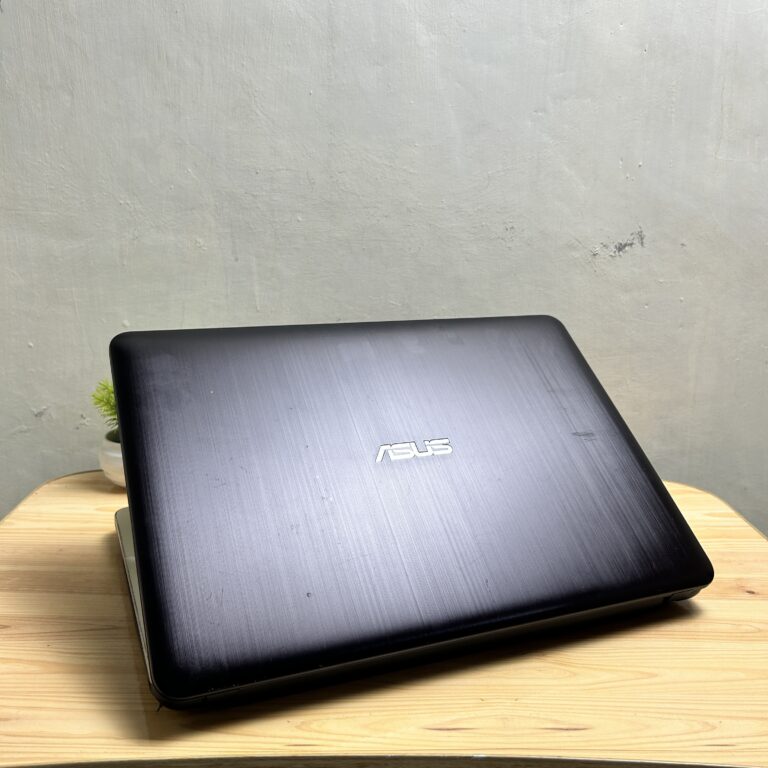 IMG_0942 Asus X441UAR Intel Core i3 7020U 4/128GB SSD + 1TB HDD