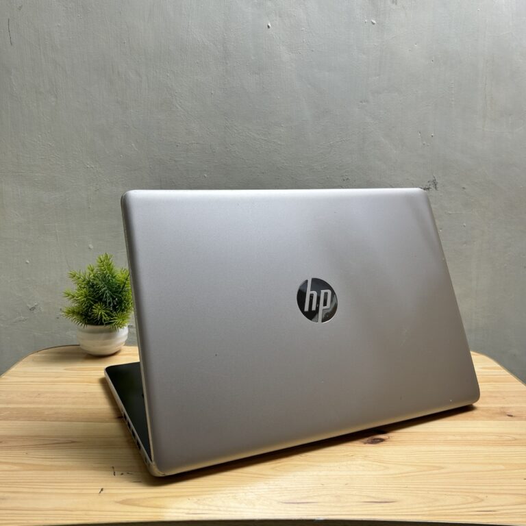 HP 14-cm0075AU AMD Ryzen 5 2500U 8/128GB SSD + 500GB HDD